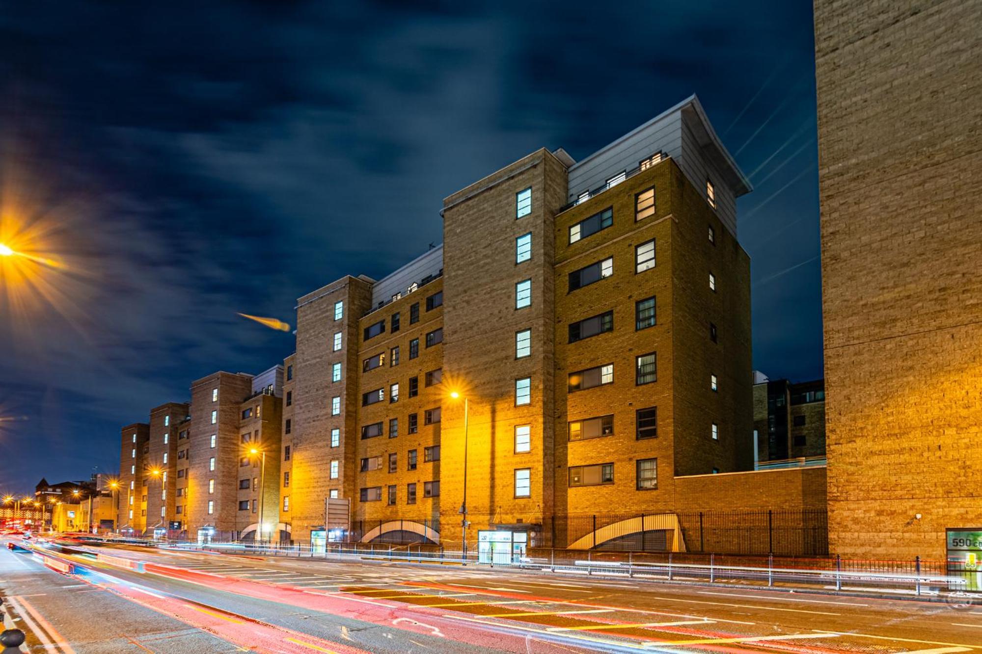 Zenith Hub Apartment London Exterior photo