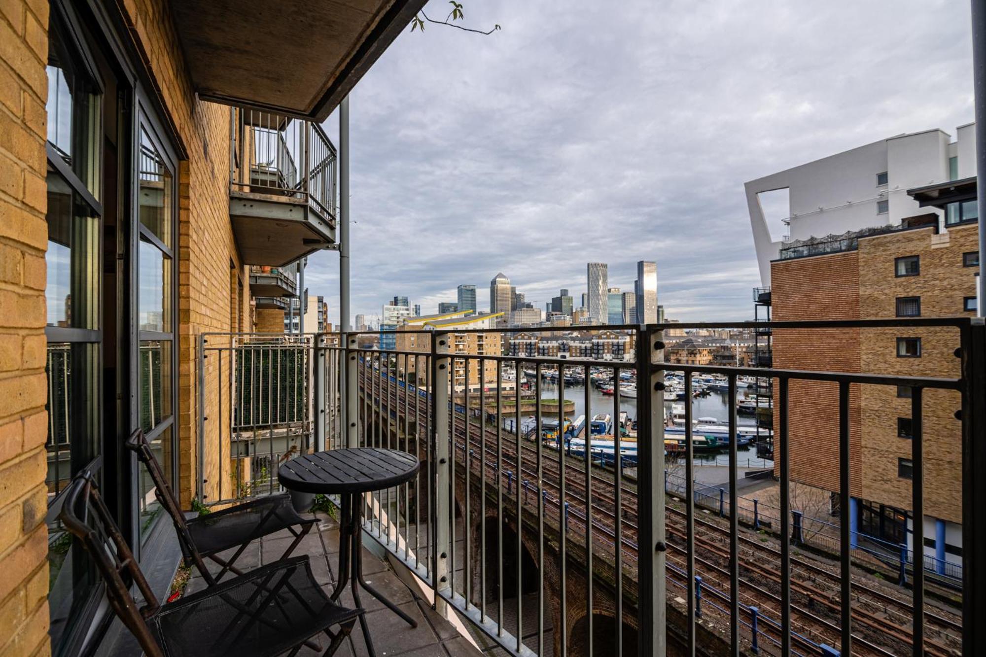 Zenith Hub Apartment London Exterior photo