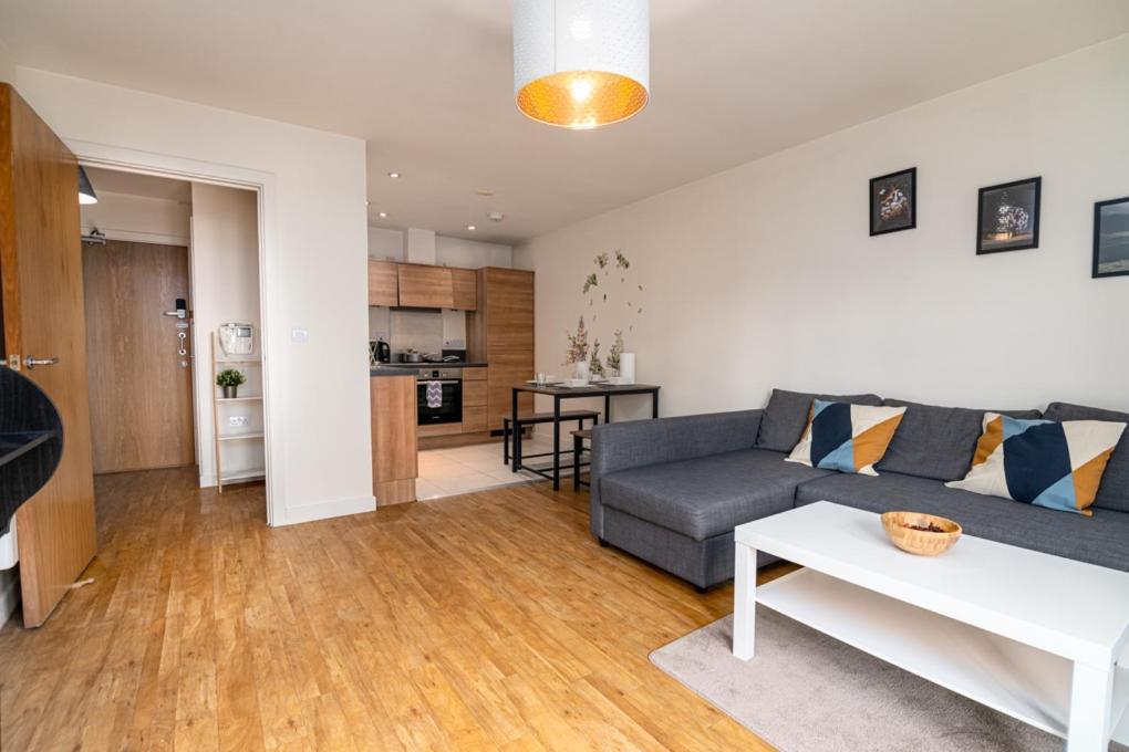 Zenith Hub Apartment London Exterior photo